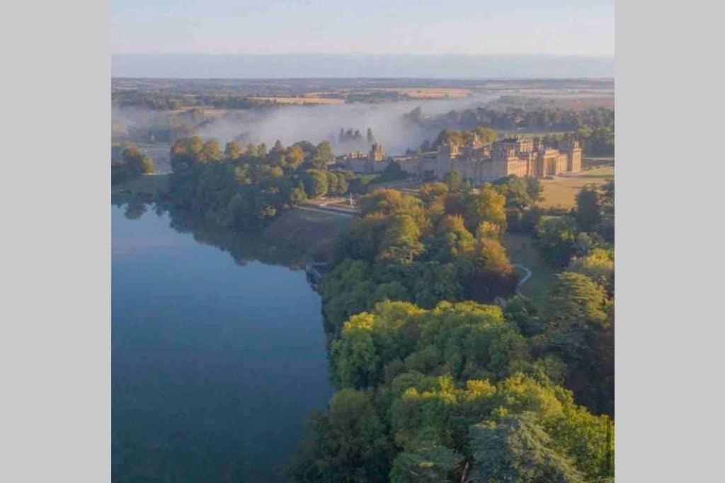 Oxfordshire Living - The Churchill Apartment - Woodstock Exteriér fotografie