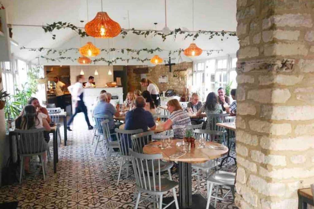 Oxfordshire Living - The Churchill Apartment - Woodstock Exteriér fotografie